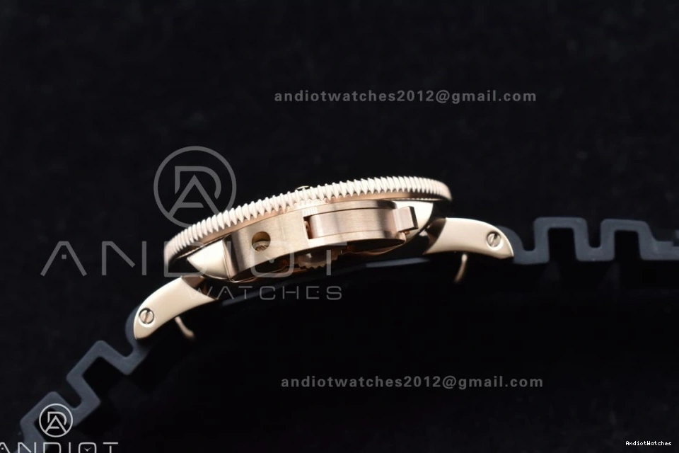 992 Black on Best Strap PAM2164 Rubber P VSF 42mm Black Submersible Edition WrinkleFree Dial 0213